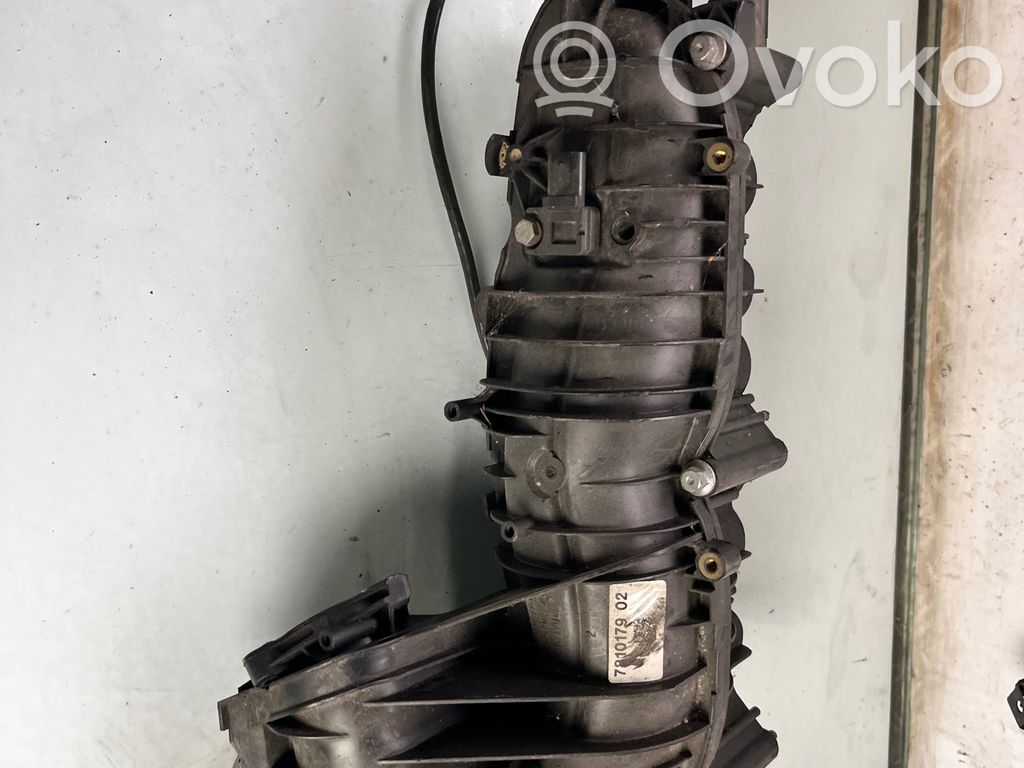 BMW 3 E90 E91 Intake manifold 