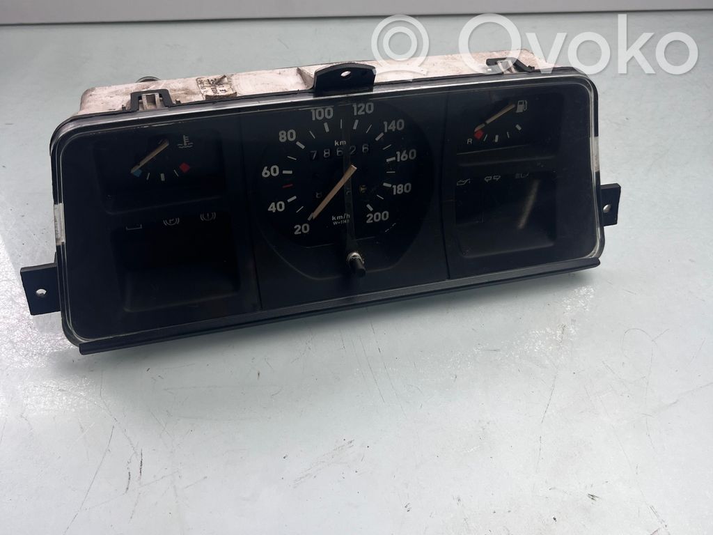 Opel Corsa A Speedometer (instrument cluster) 
