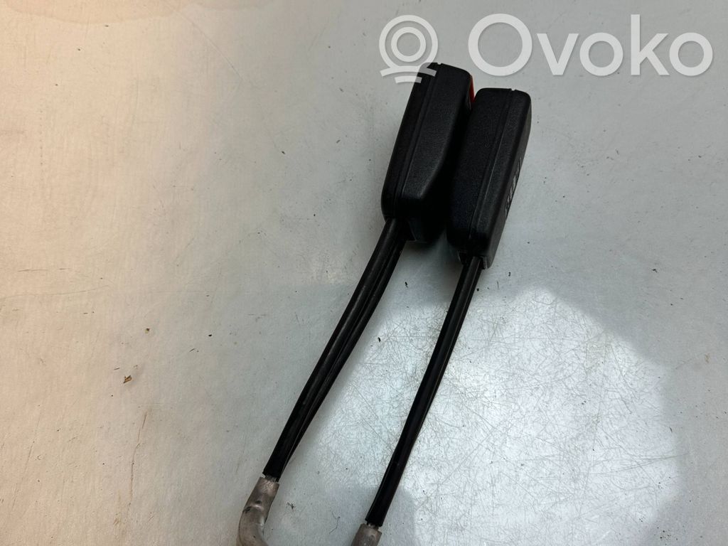 Volkswagen Golf III Hebilla del cinturón de seguridad trasero 