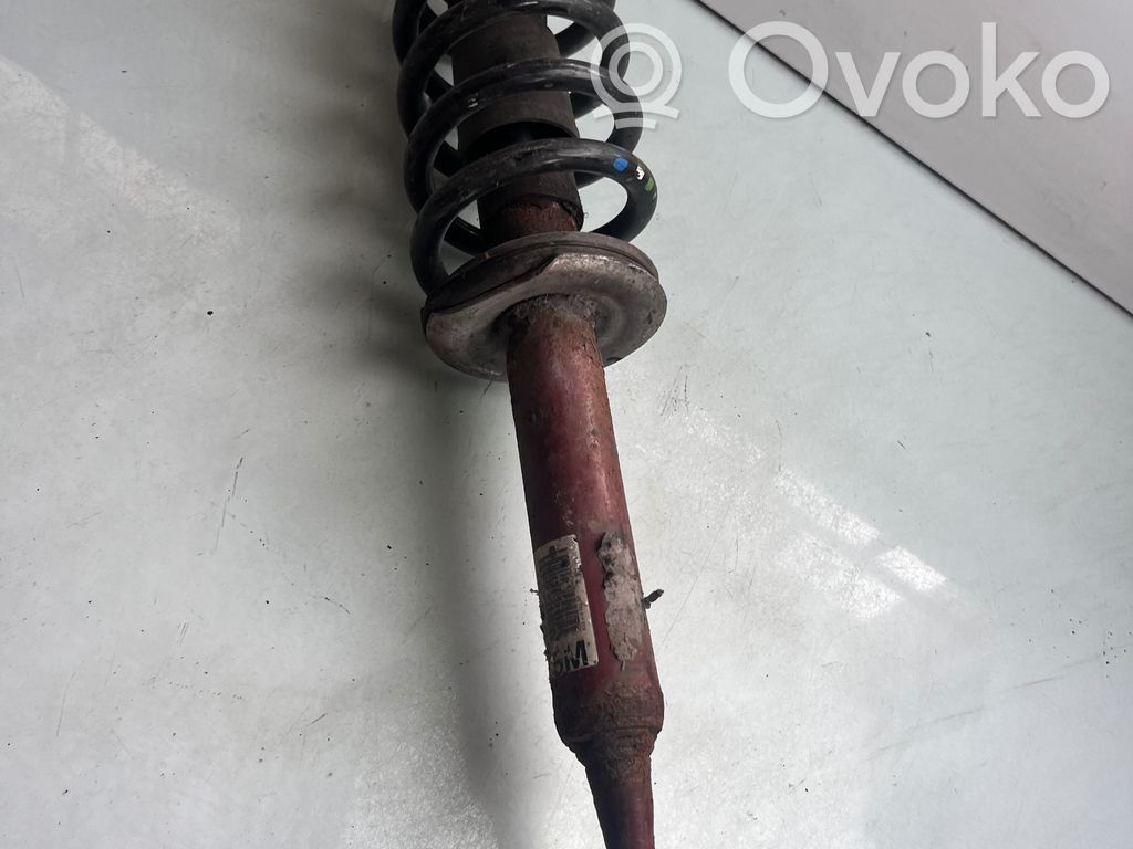 Audi A4 S4 B6 8E 8H Priekinis amortizatorius su spyruokle 