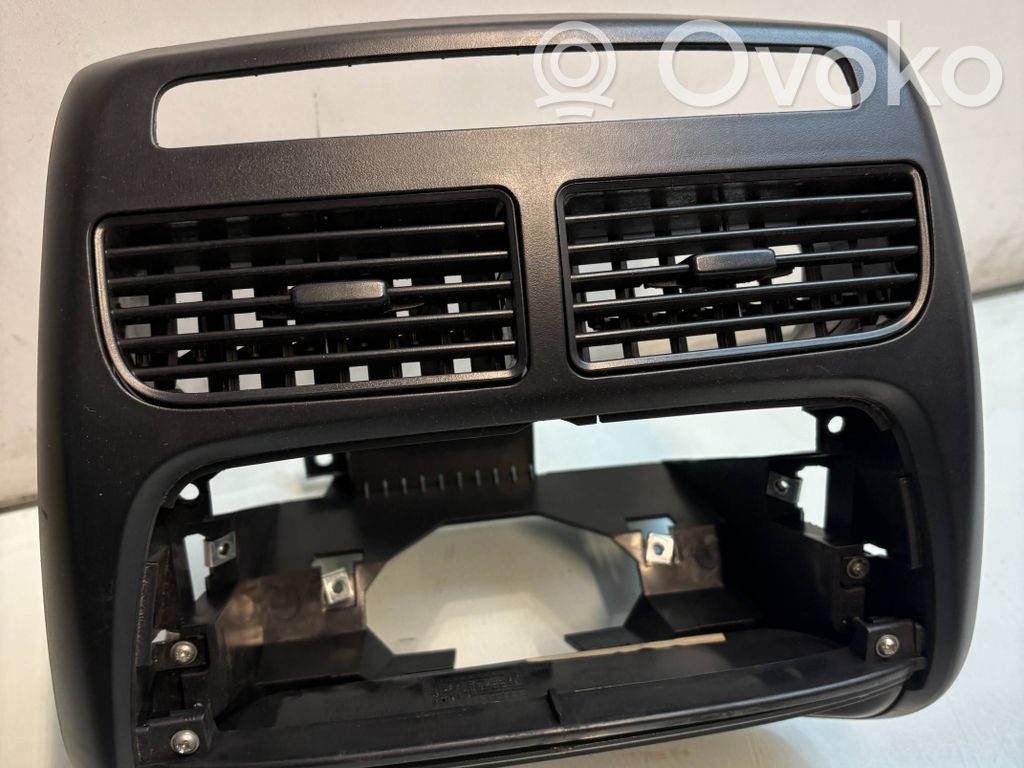 Fiat Doblo Radio/GPS head unit trim 