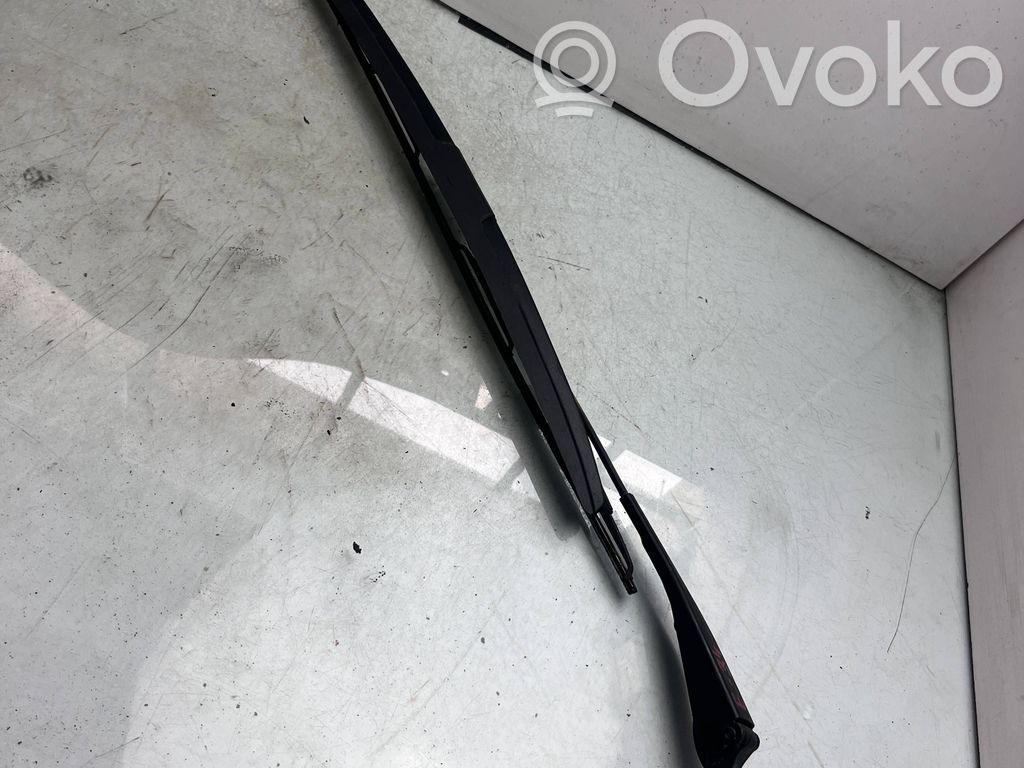 BMW 5 E34 Front wiper blade arm 