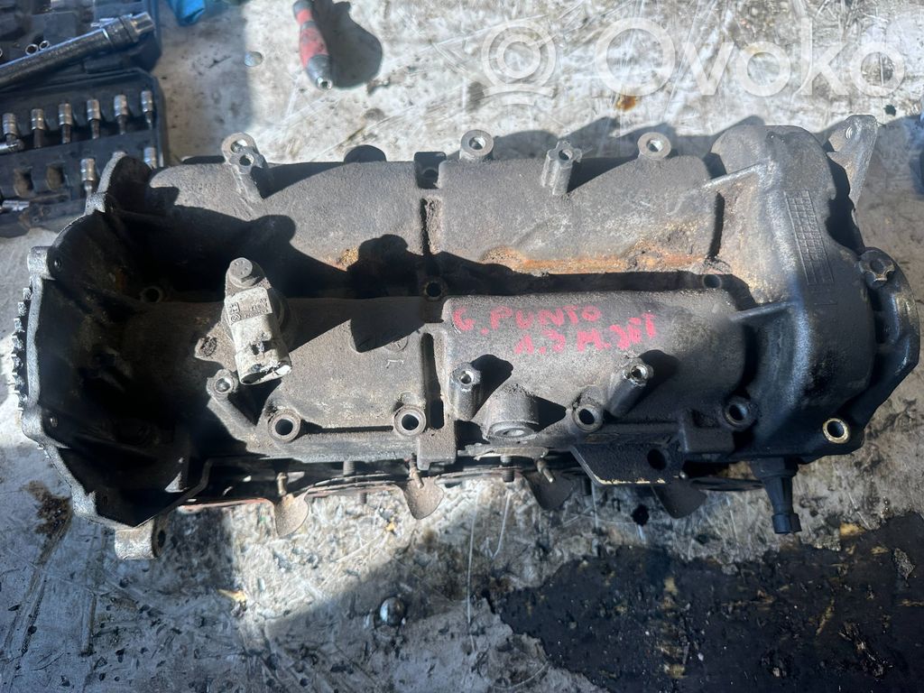 Fiat Grande Punto Engine head 