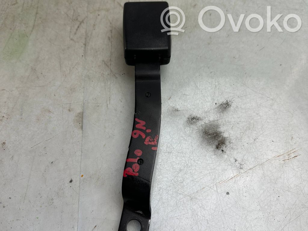 Volkswagen Polo IV 9N3 Priekšējās jostas sprādze 