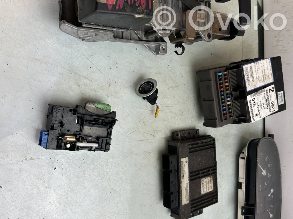 Engine control unit/module   8200142883,S2000RPM,216459772,1031024537,8200045893