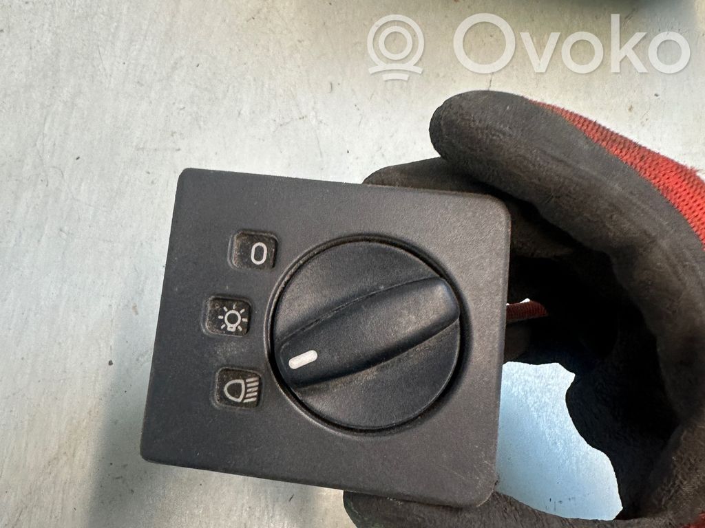 Fiat Ducato Valokatkaisija 