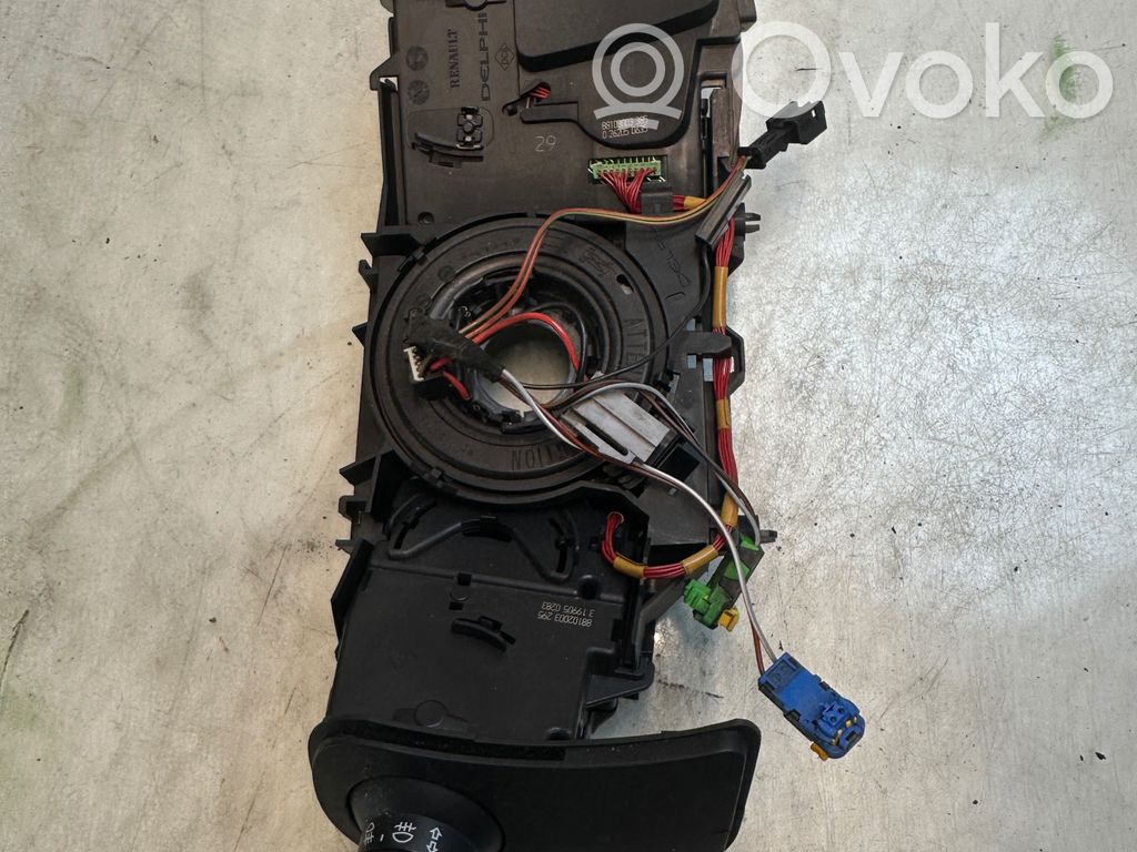 Renault Clio III Otros interruptores/perillas/selectores 