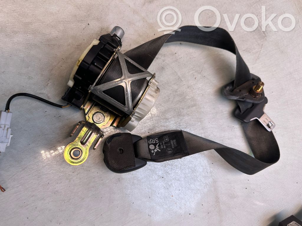 Renault Clio III Cinturón delantero 