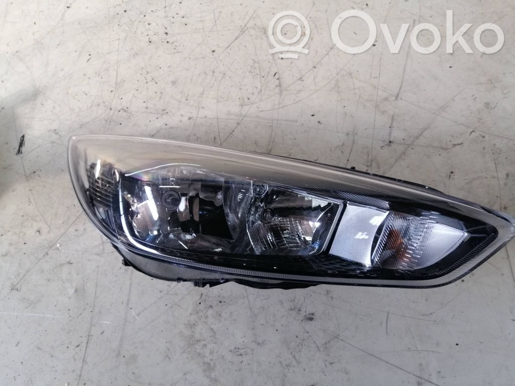 Ford Focus Headlight/headlamp 