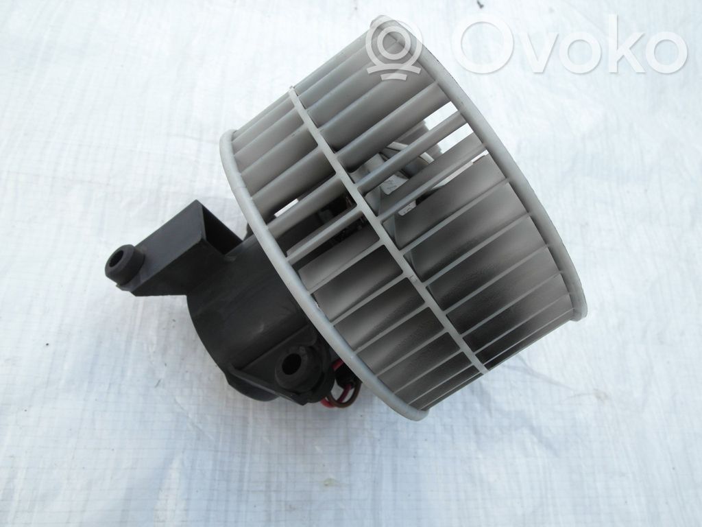 Volvo V50 Pečiuko ventiliatorius/ putikas 