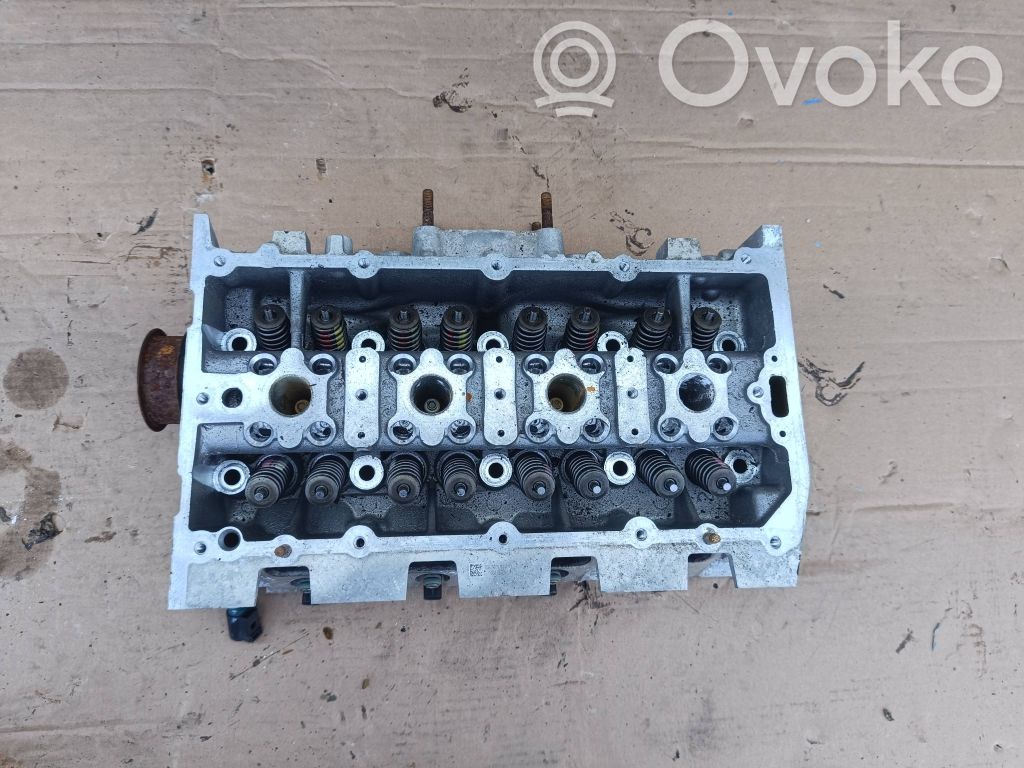 Volkswagen Golf VII Engine head 