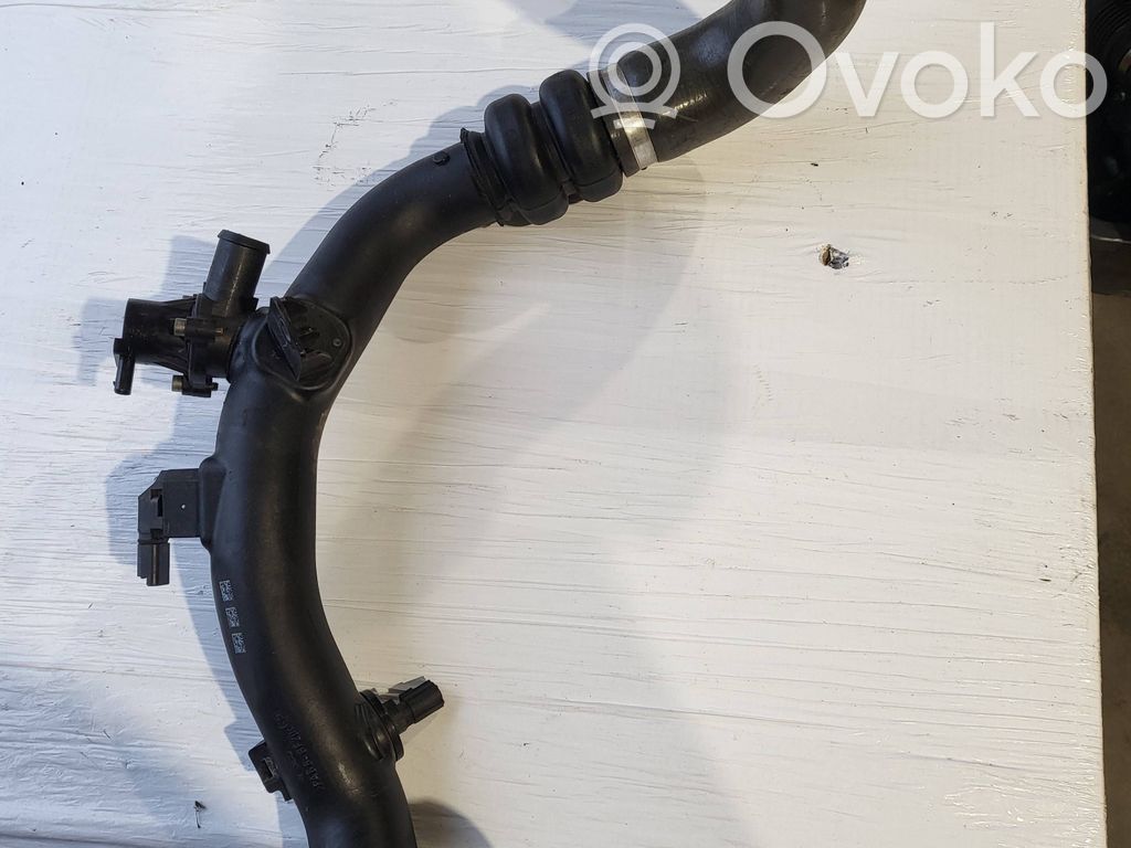 Ford Kuga II Välijäähdyttimen letku 