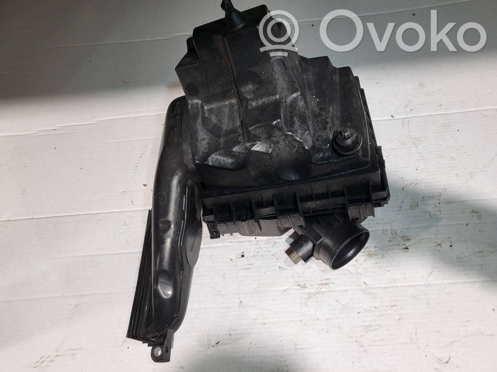 Luftfilterkasten   DS739643FB,DS739661FB