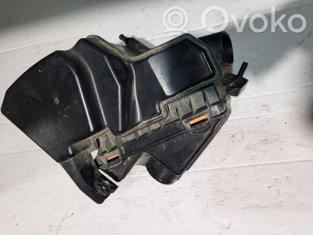 Renault Twingo III Luftfilterkasten 