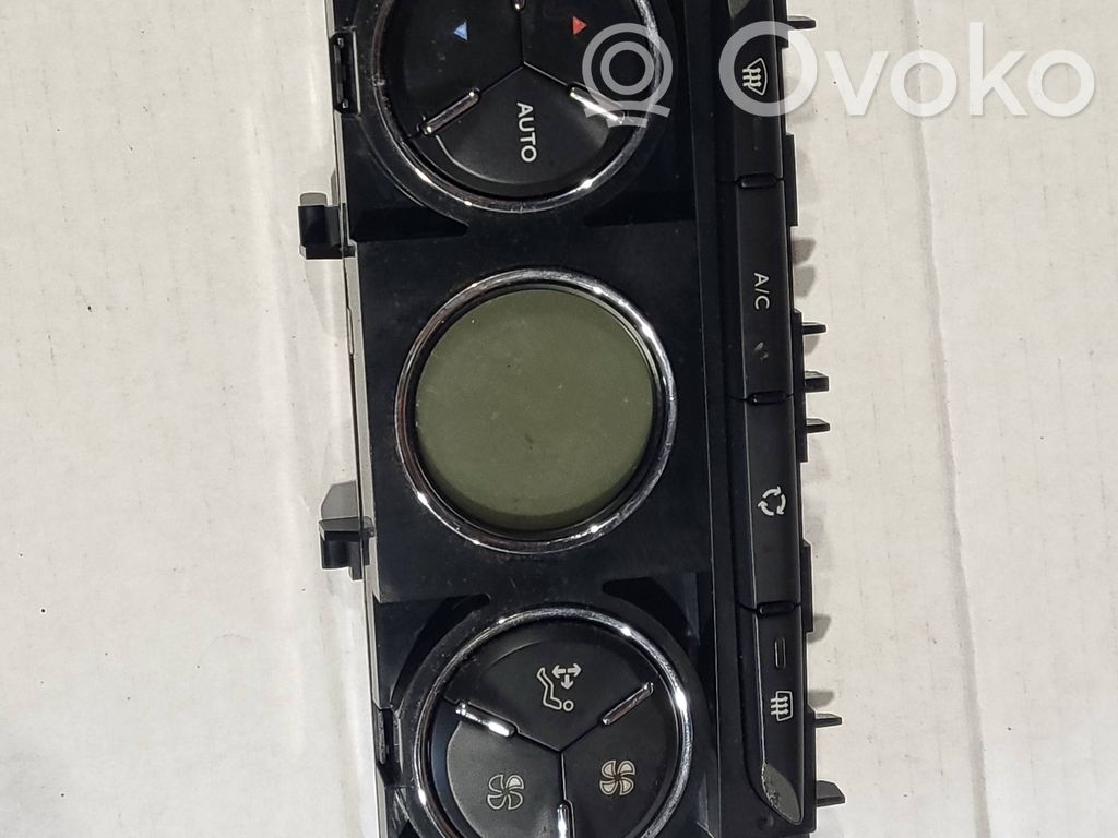 Citroen DS3 Climate control unit 