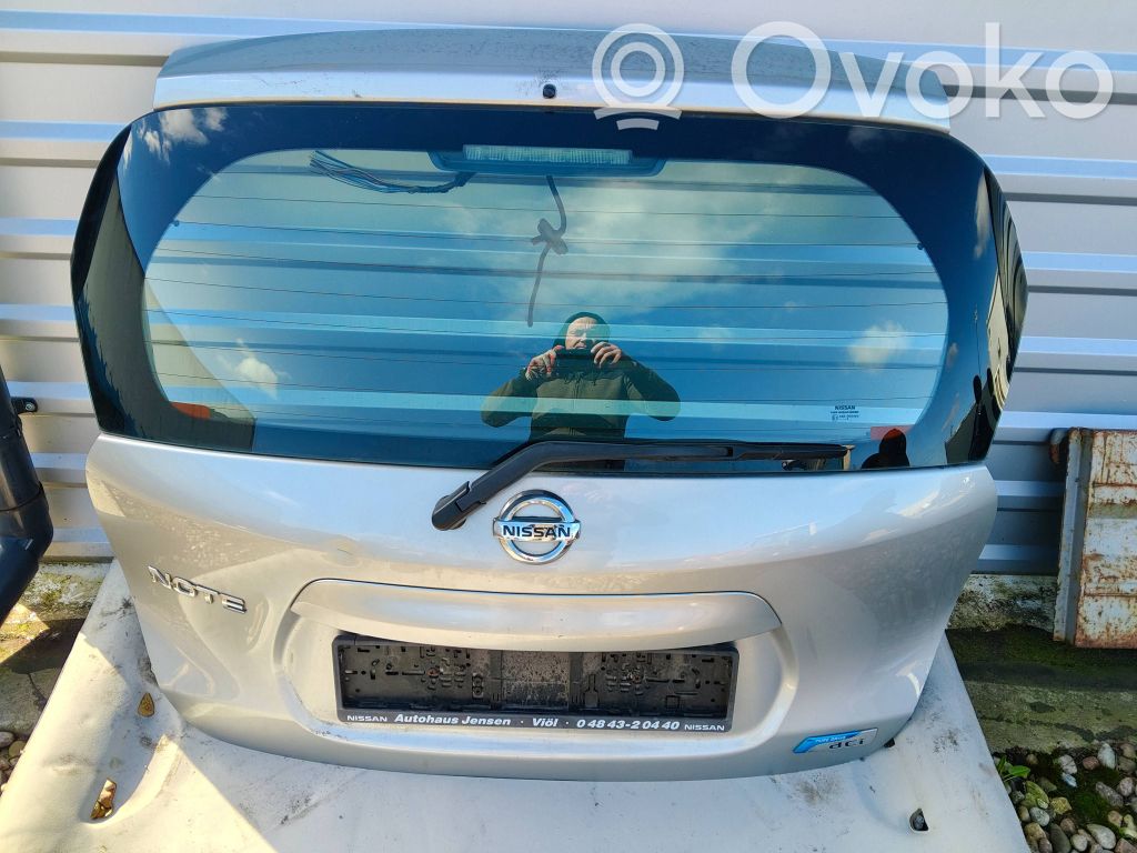 Nissan Note (E12) Truck tailgate 