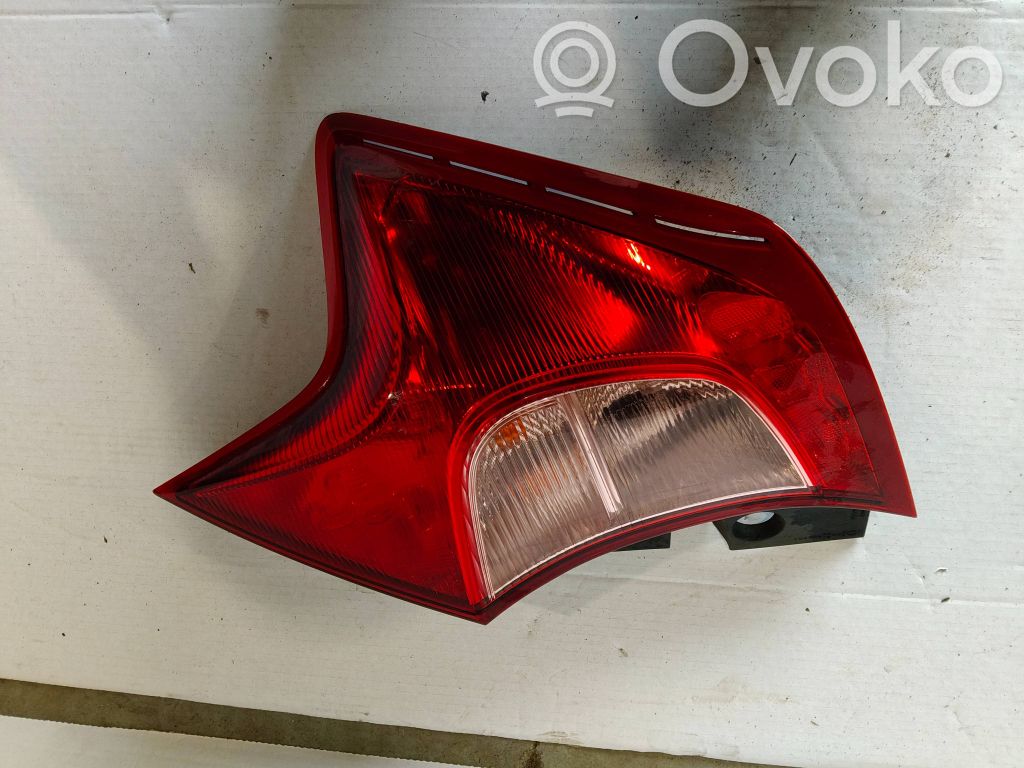 Nissan Note (E12) Rear/tail lights 