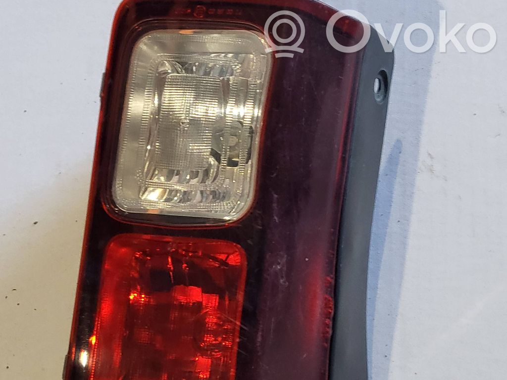 Renault Trafic III (X82) Rear/tail lights 