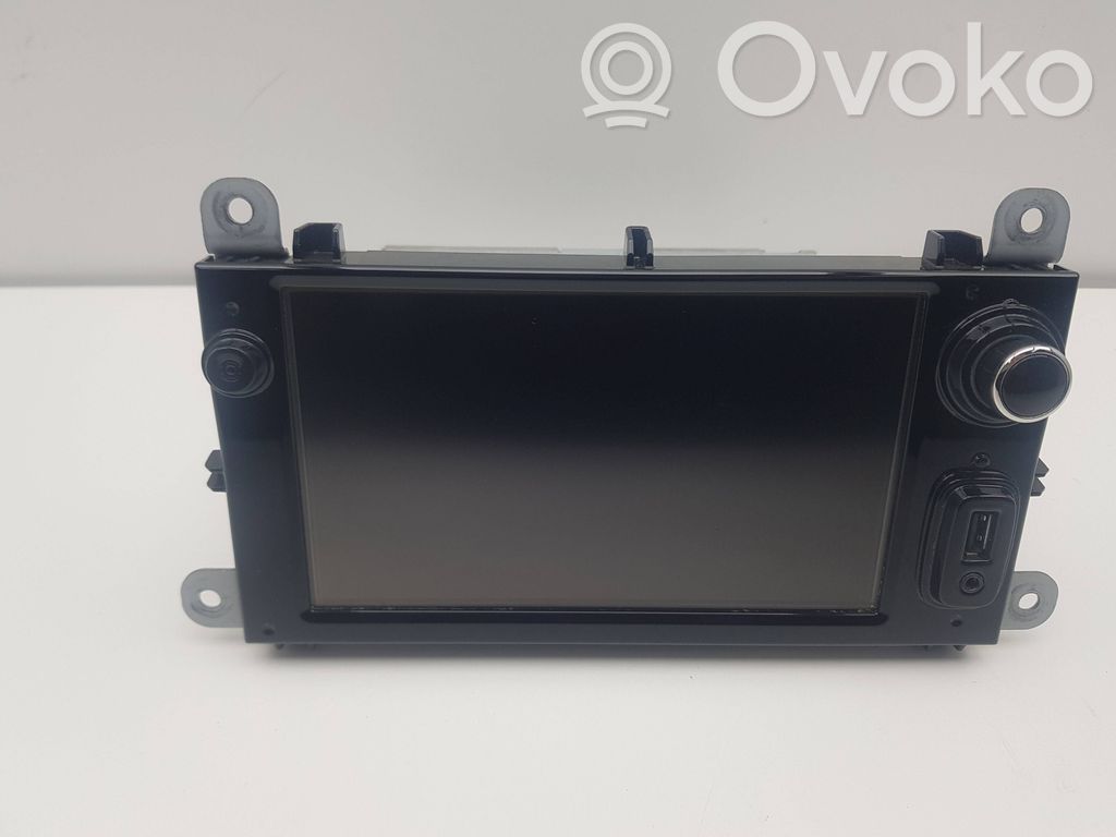 Renault Clio IV Radio/CD/DVD/GPS head unit 