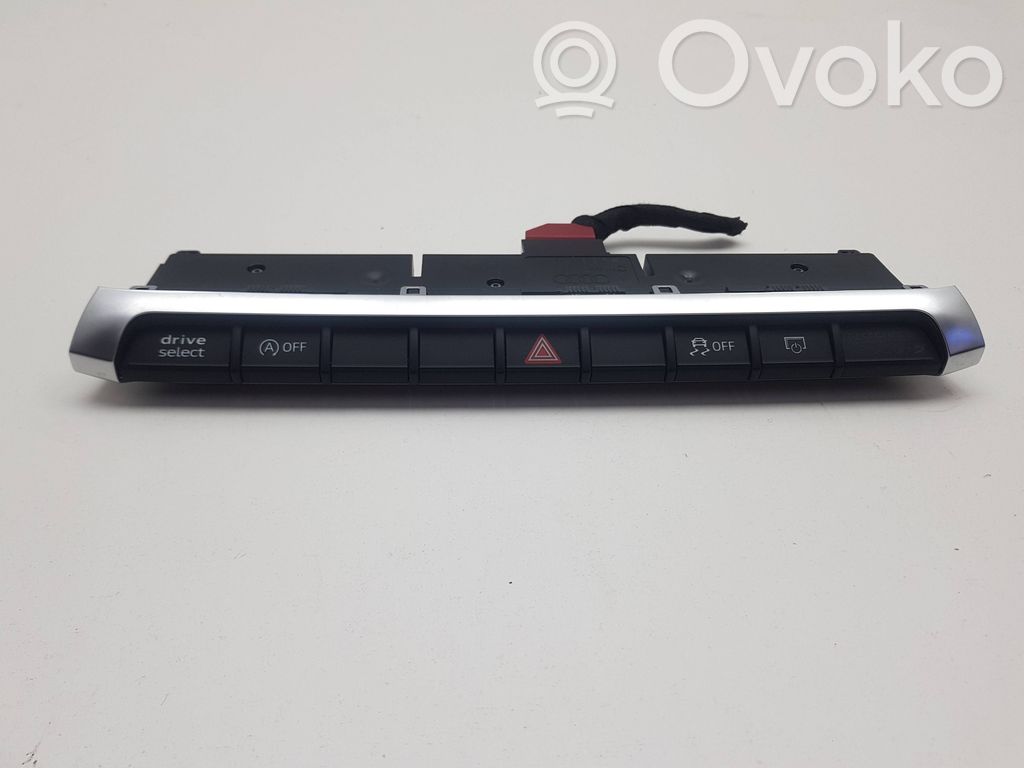 Audi A3 S3 8V Przycisk świateł awaryjnych 
