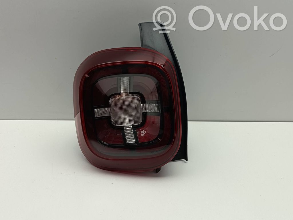 Dacia Duster II Rear/tail lights 