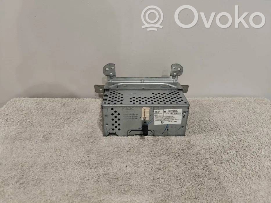Panel / Radioodtwarzacz CD/DVD/GPS   J7BT18C815KU,10R0511588,J7BT18C815,J7KHZ004N4R