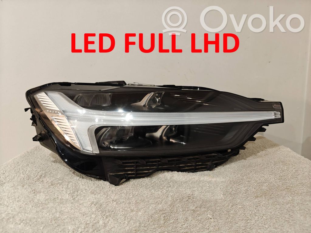 Volvo XC60 Lampa przednia 