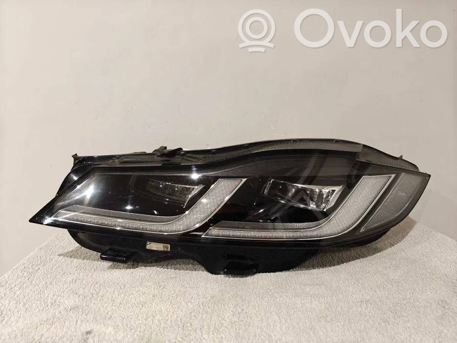 Jaguar F-Pace Faro/fanale 