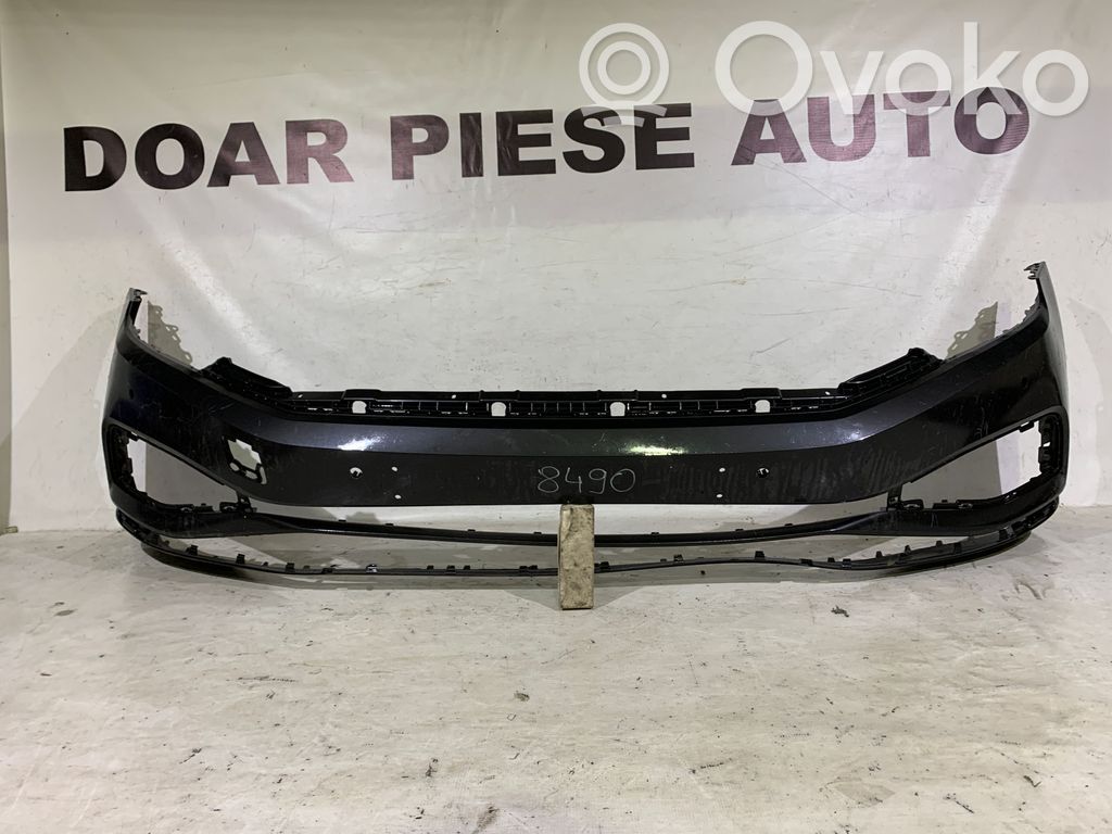 Volkswagen PASSAT B8 Parachoques delantero 