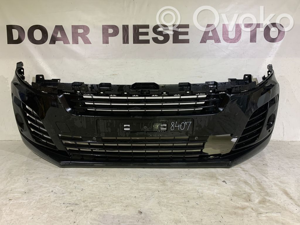 Opel Zafira Life Front bumper 