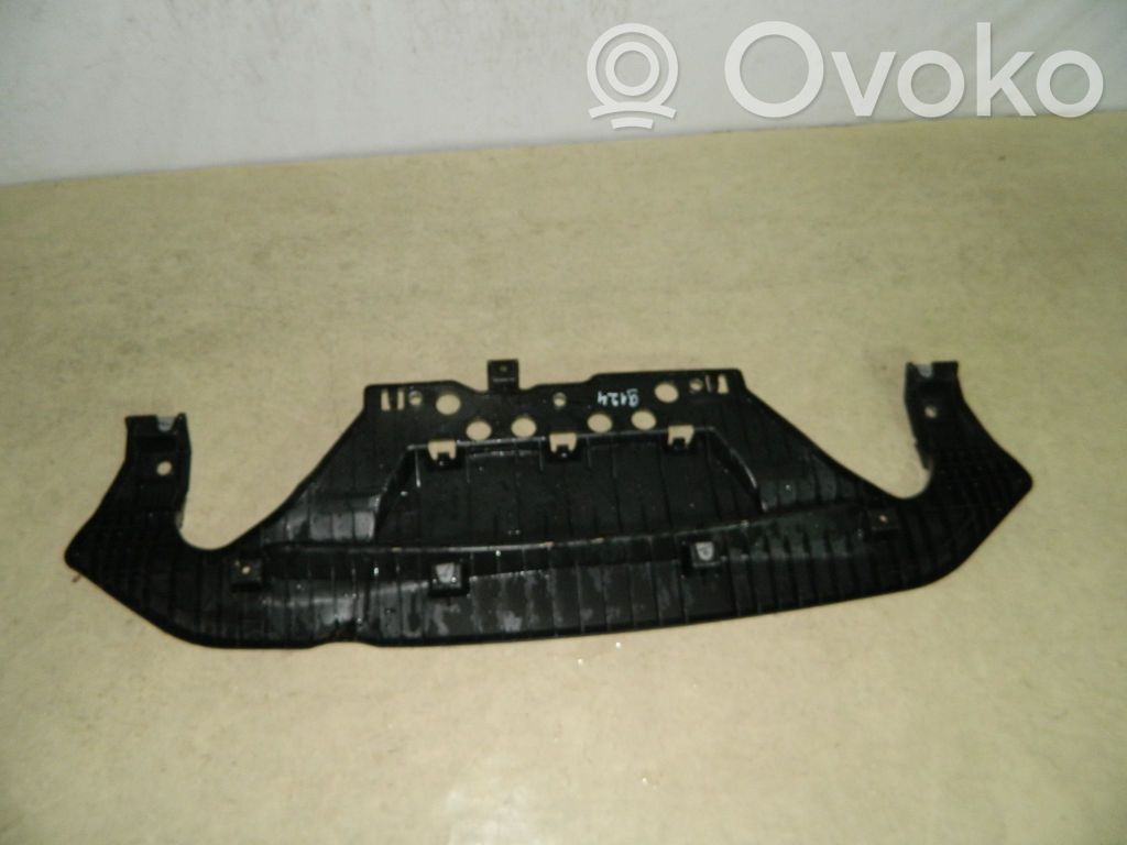 Mazda 3 III Spoileris galinio stiklo 