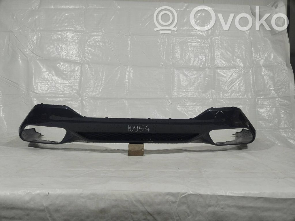 BMW 8 G14 Rivestimento della parte inferiore del paraurti posteriore 