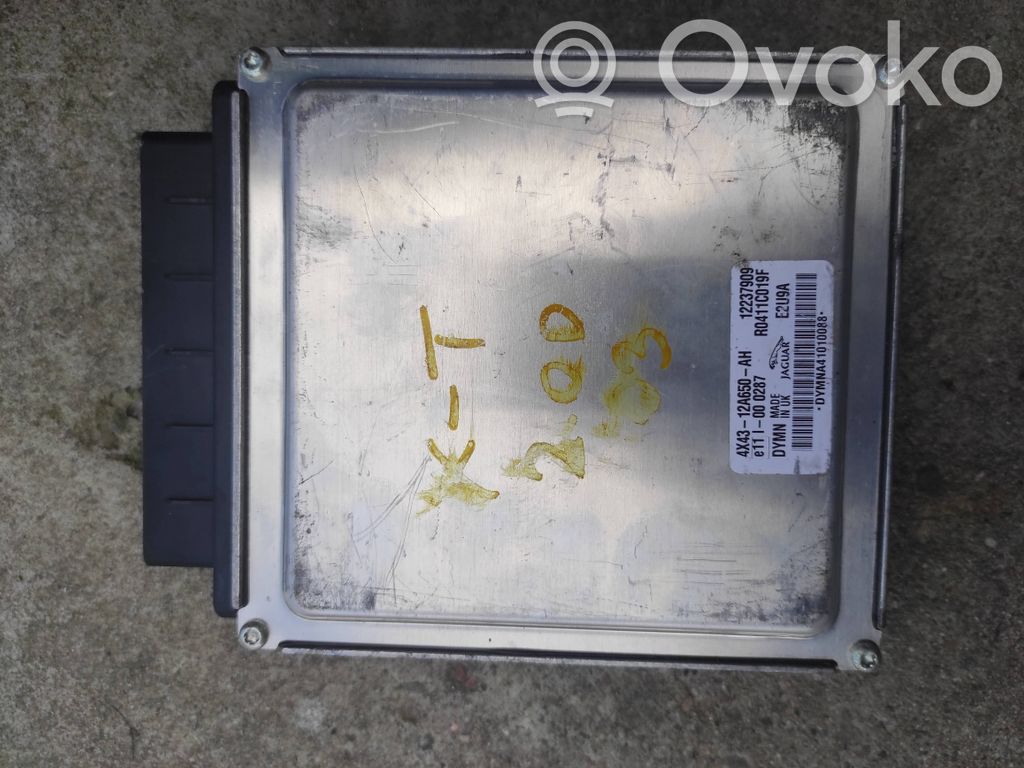 Jaguar X-Type Engine control unit/module 