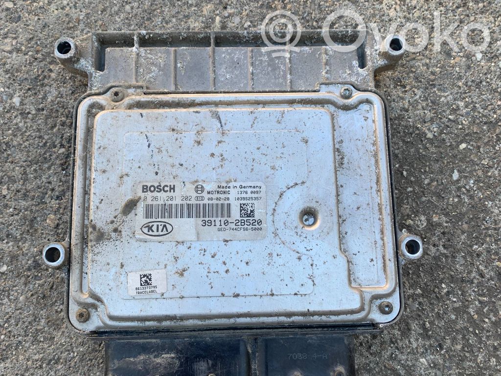 Unidad de control/módulo del motor   0261201202,1039S25357,391102B520