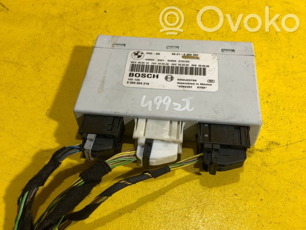 BMW 1 E81 E87 Parking PDC control unit/module 