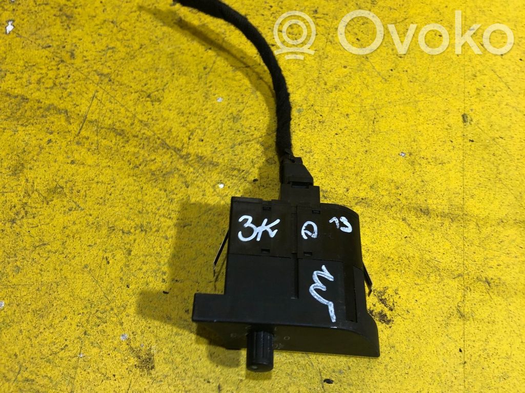 Audi A4 S4 B7 8E 8H Interruptor de apertura del maletero/compartimento de carga 