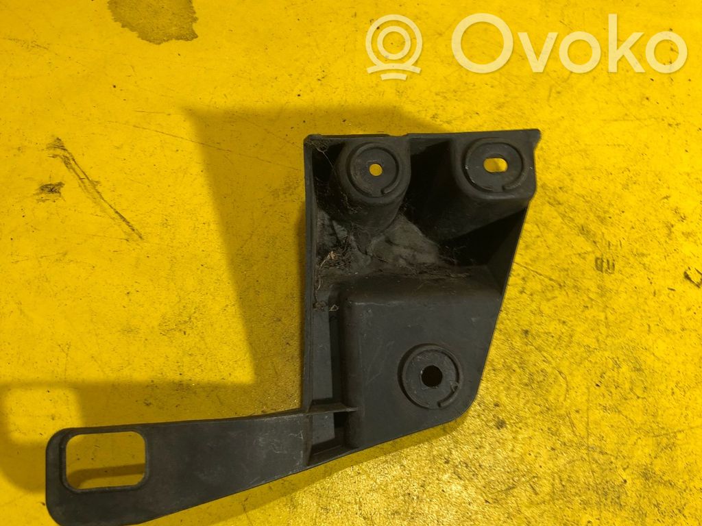 BMW X3 E83 Rear bumper mounting bracket 