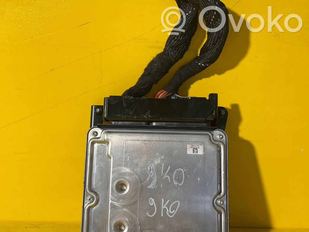 Audi A4 S4 B7 8E 8H Engine control unit/module 
