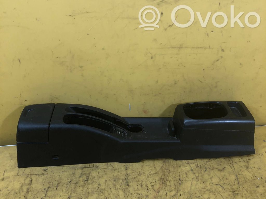 Nissan Note (E11) Consola central 