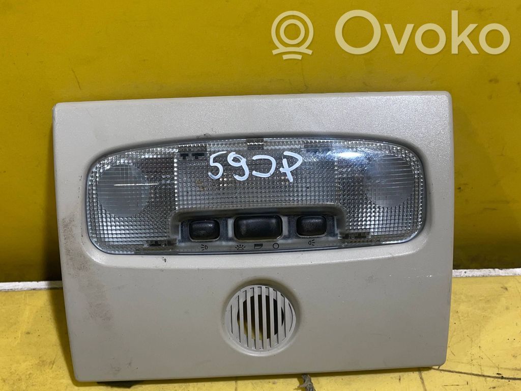 Plastikowe elementy podsufitki   595R