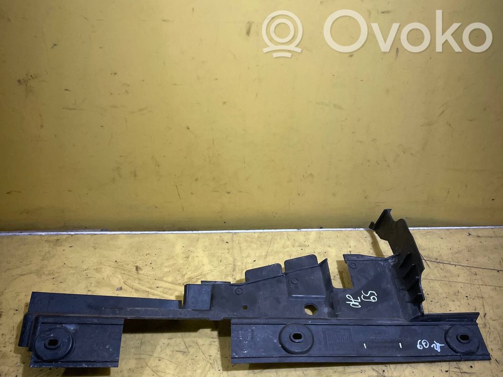 Prowadnica powietrza intercoolera   3M5110B738BF
