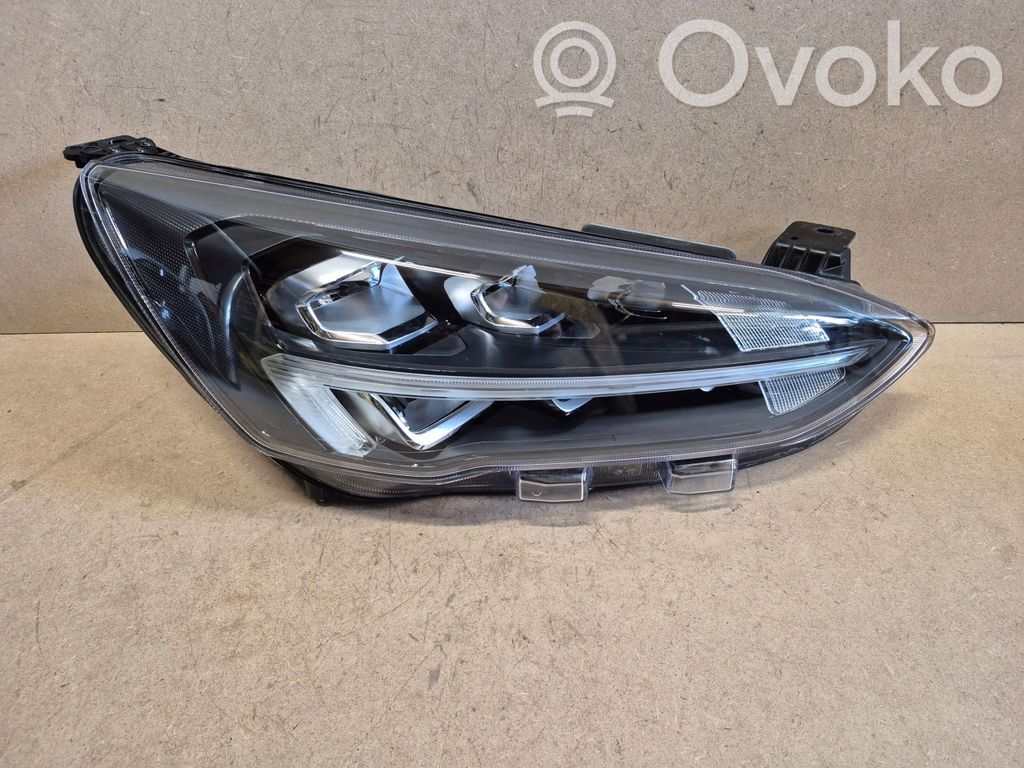 Ford Focus Headlight/headlamp 