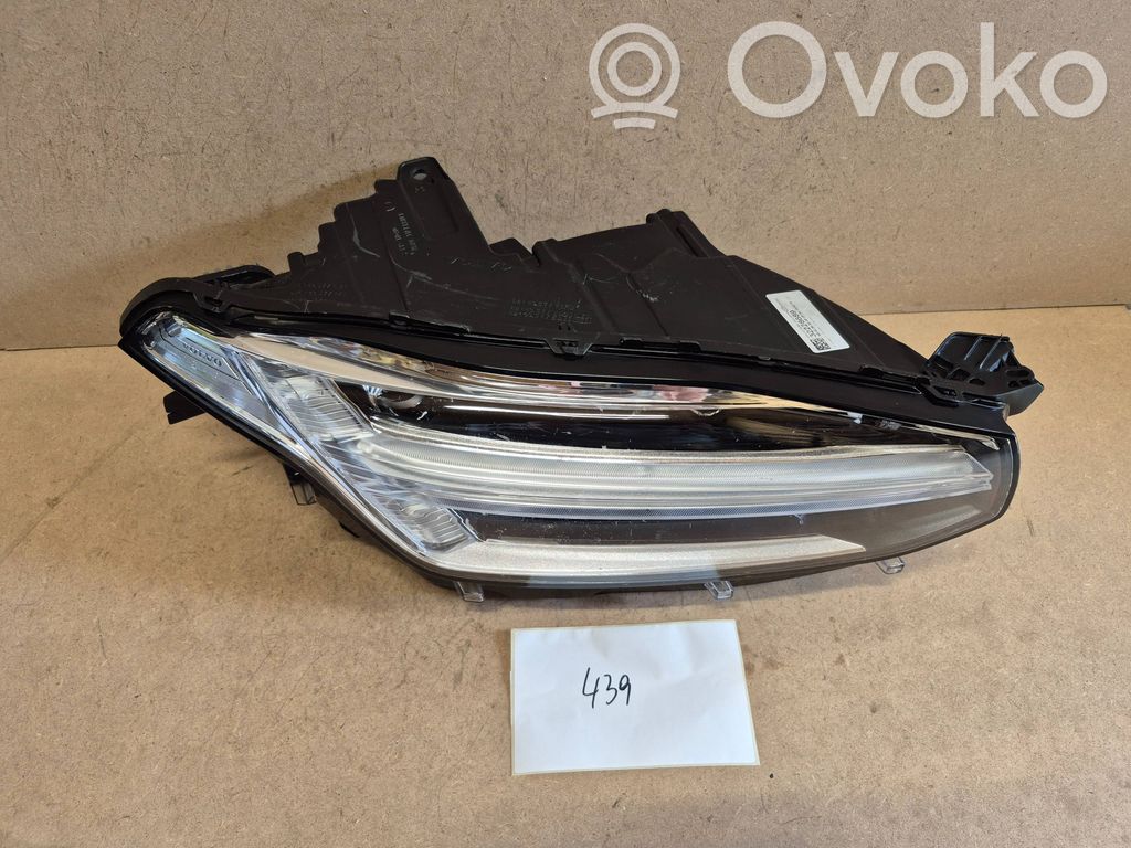Volvo XC90 Headlight/headlamp 