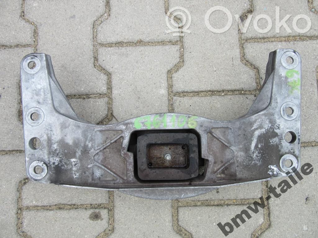 Halterung Lager Getriebe   6761106