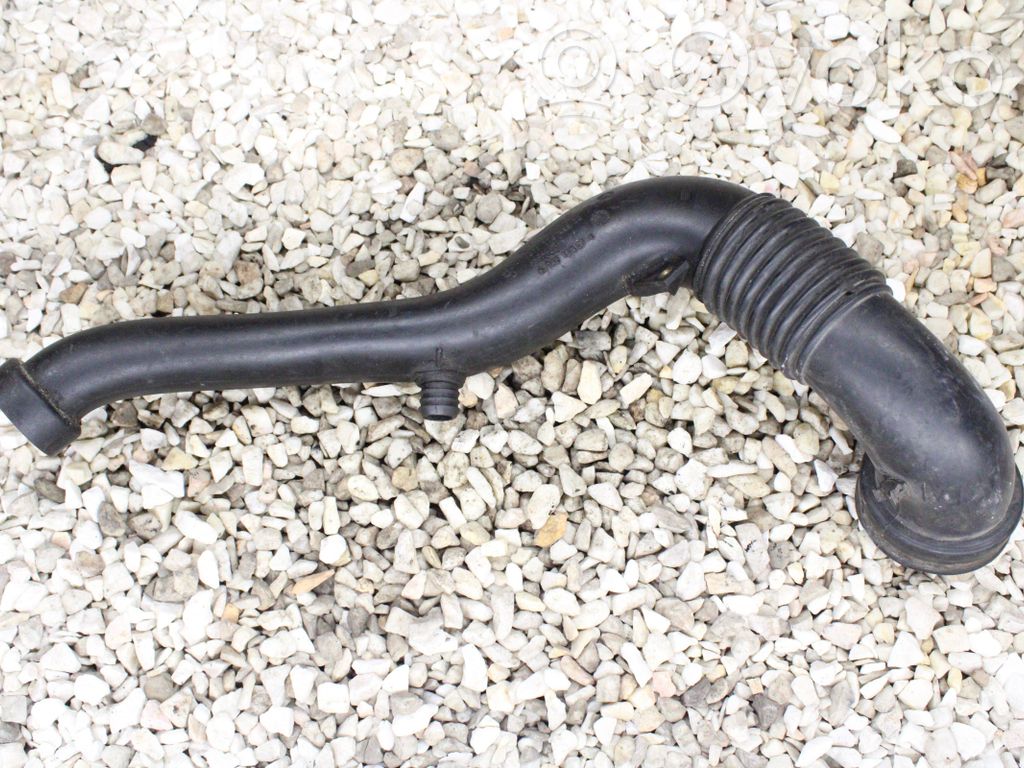 BMW 7 E65 E66 Air intake duct part 