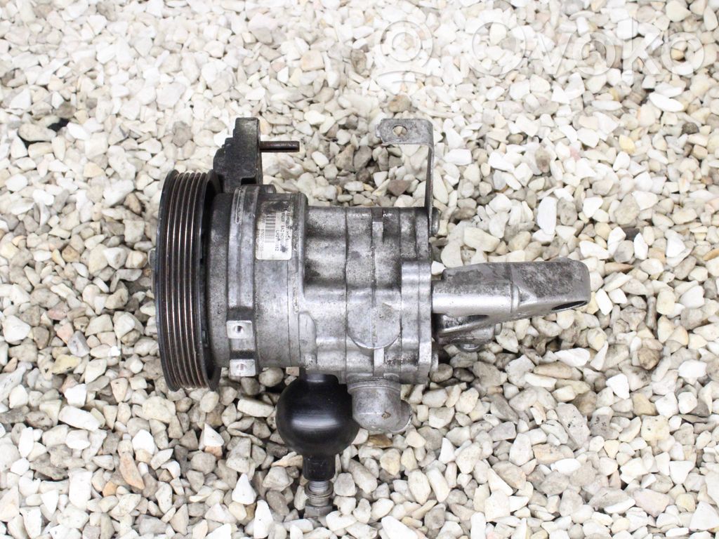 BMW 7 E65 E66 Power steering pump 