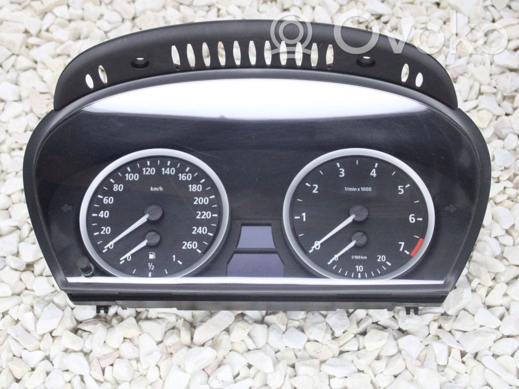BMW 5 E60 E61 Geschwindigkeitsmesser Cockpit 