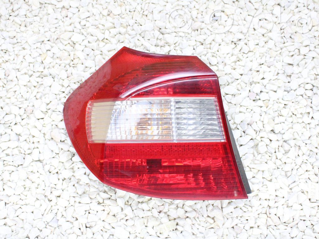 Rear/tail lights   6924501