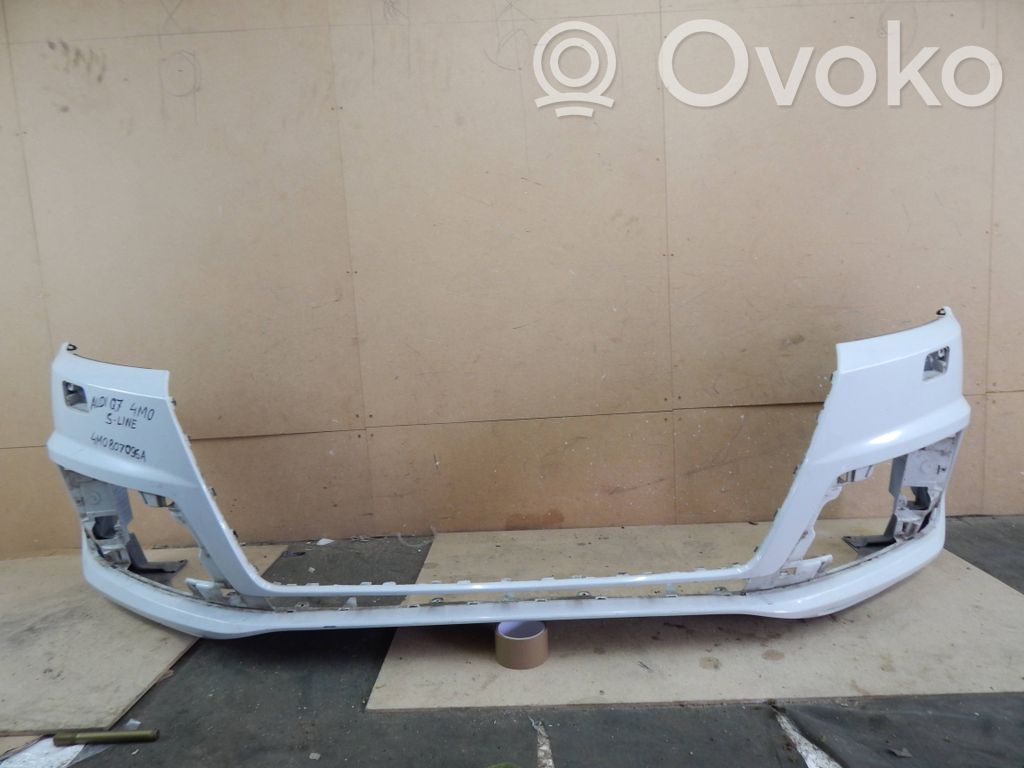 Front bumper   4M0807096A