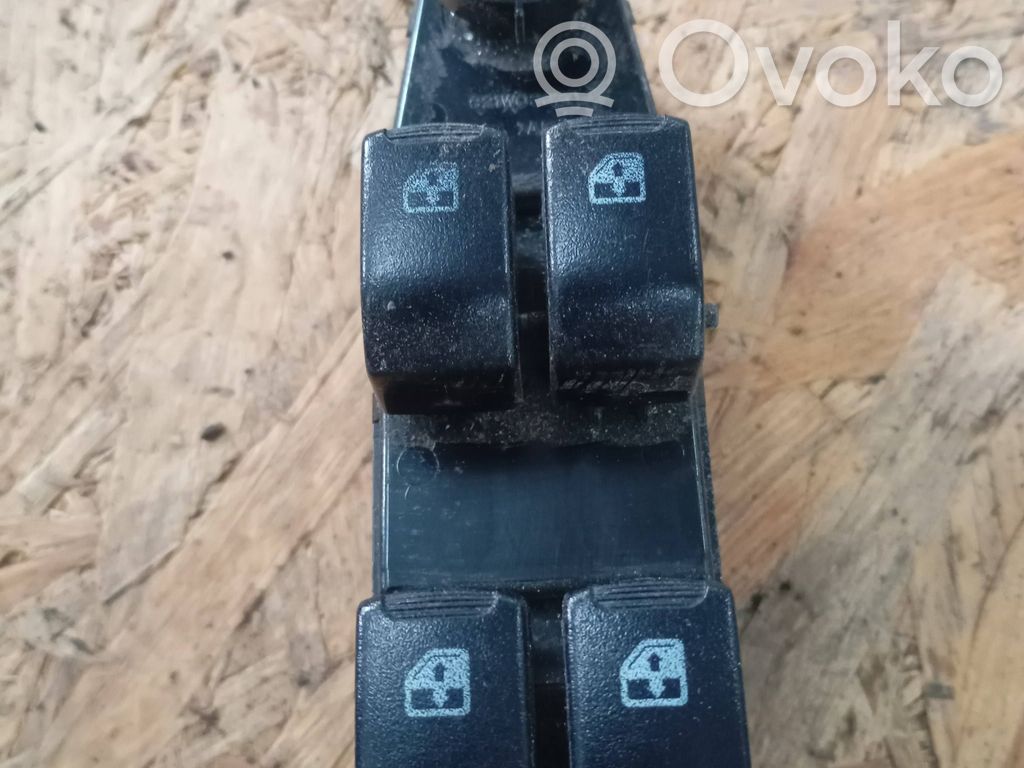Chevrolet Spark Electric window control switch 